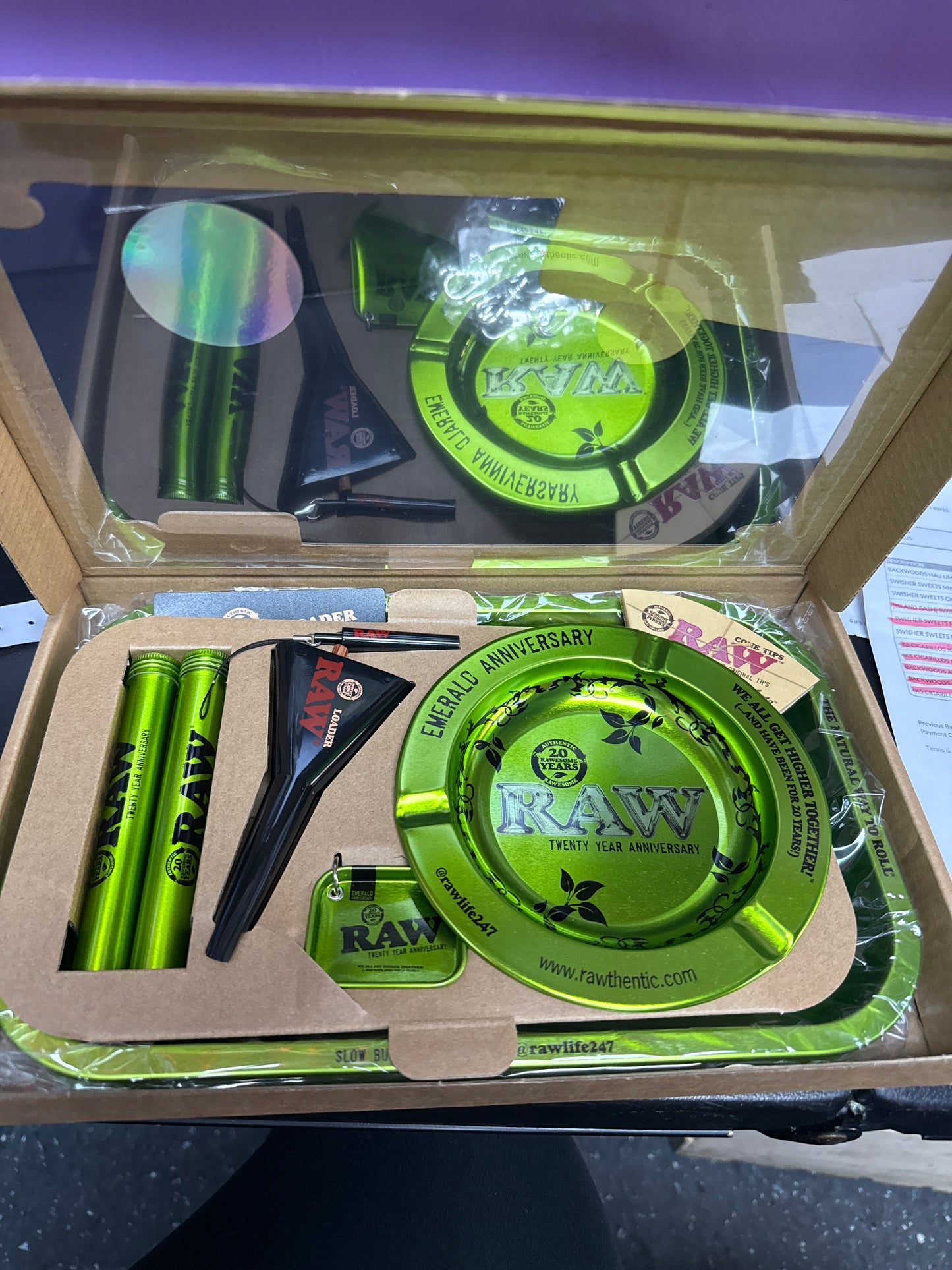 Raw 20 year anniversary  limited collection smoke set 