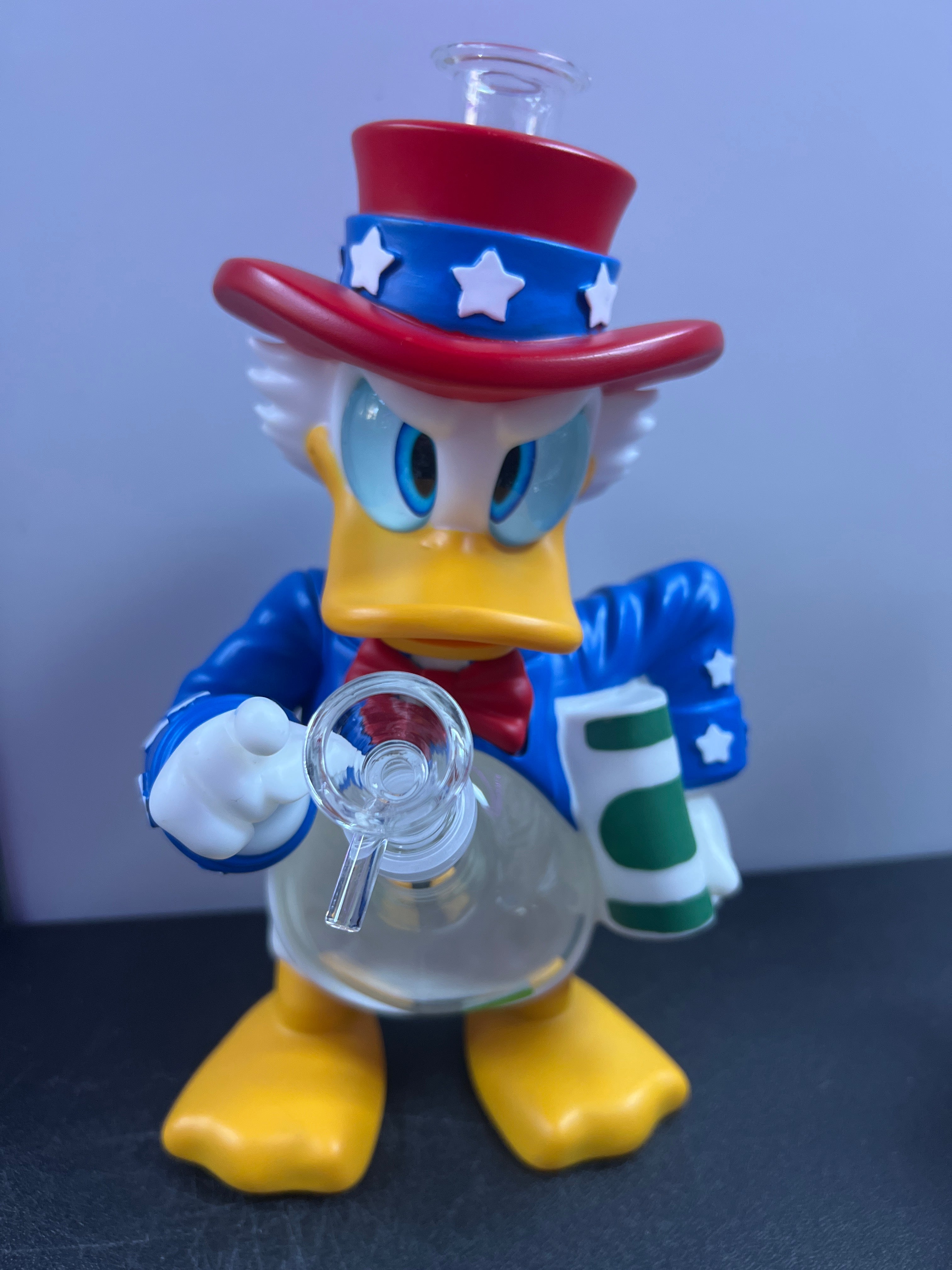 Donald Duck water pipe