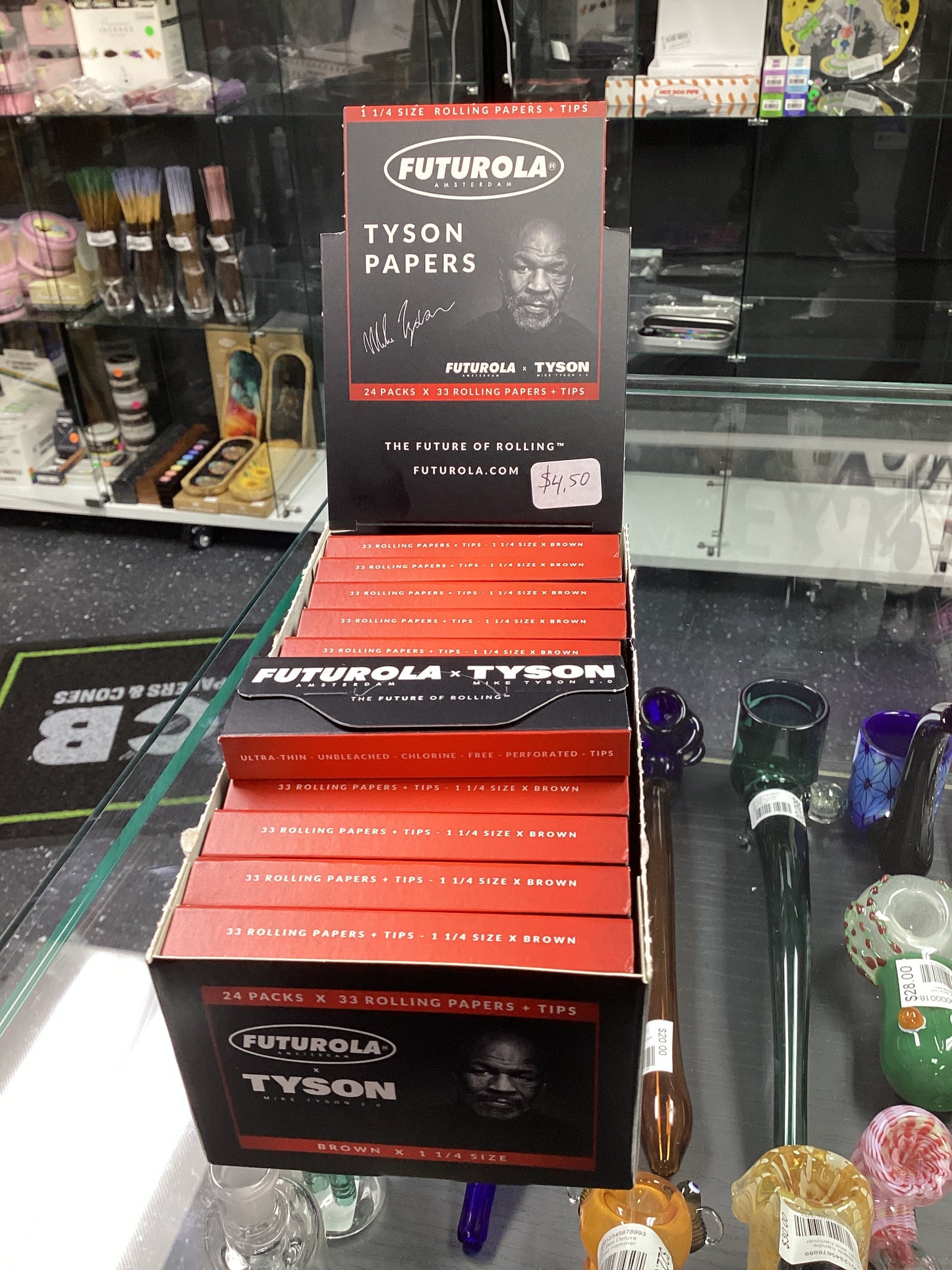Futurola x Tyson 1 1/4” Papers & Tips