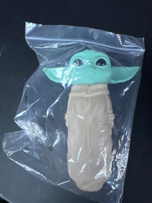 Baby Yoda Pipe - tan