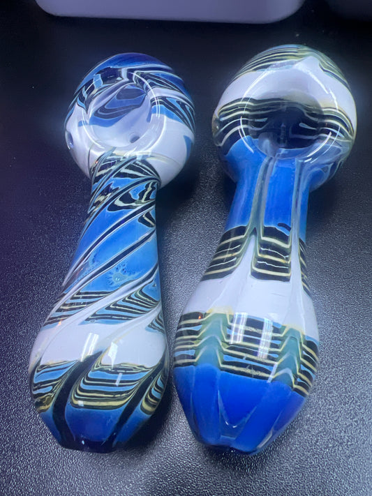 Blue and White Hand Pipe