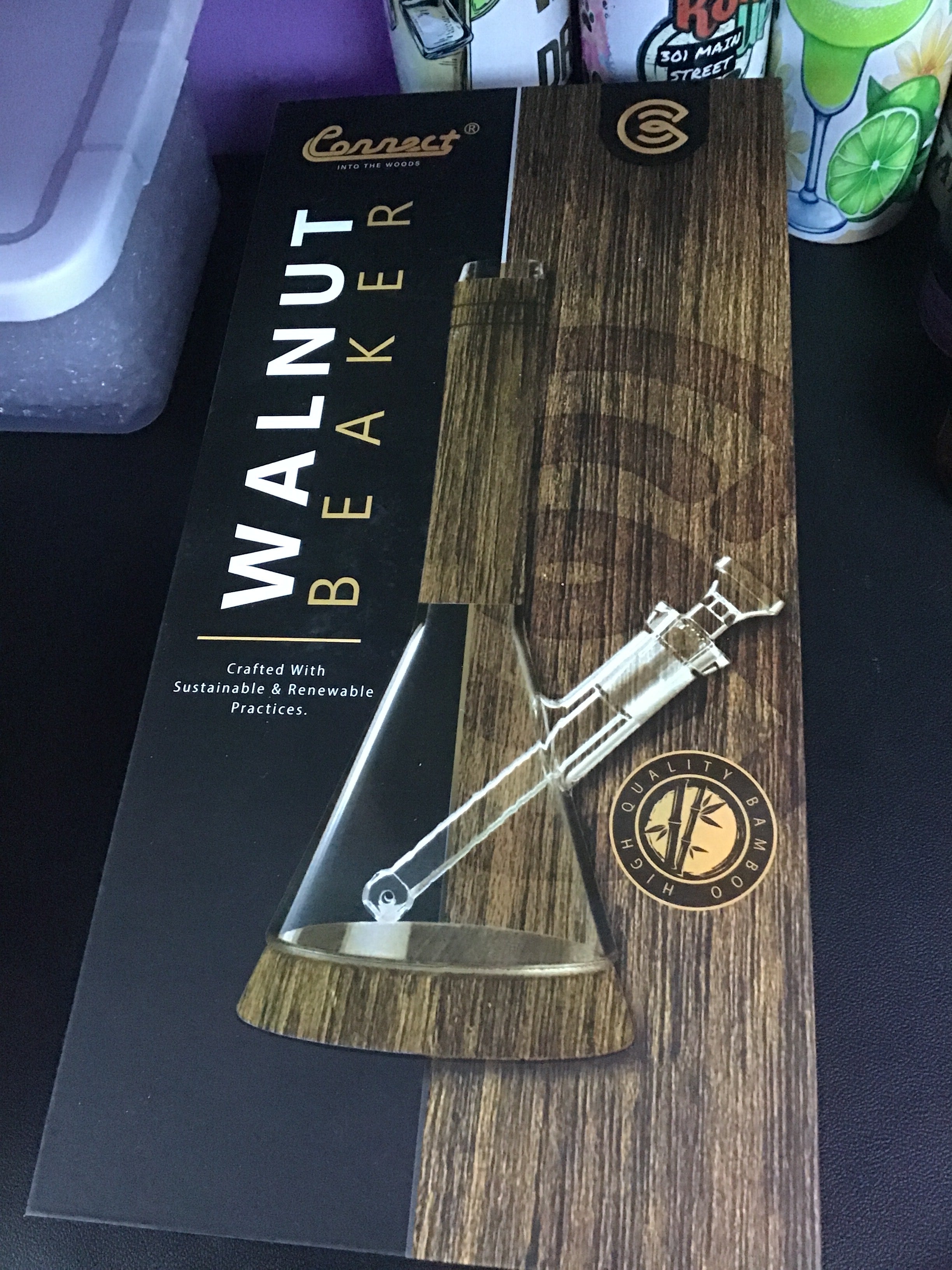 Connect Walnut Beaker