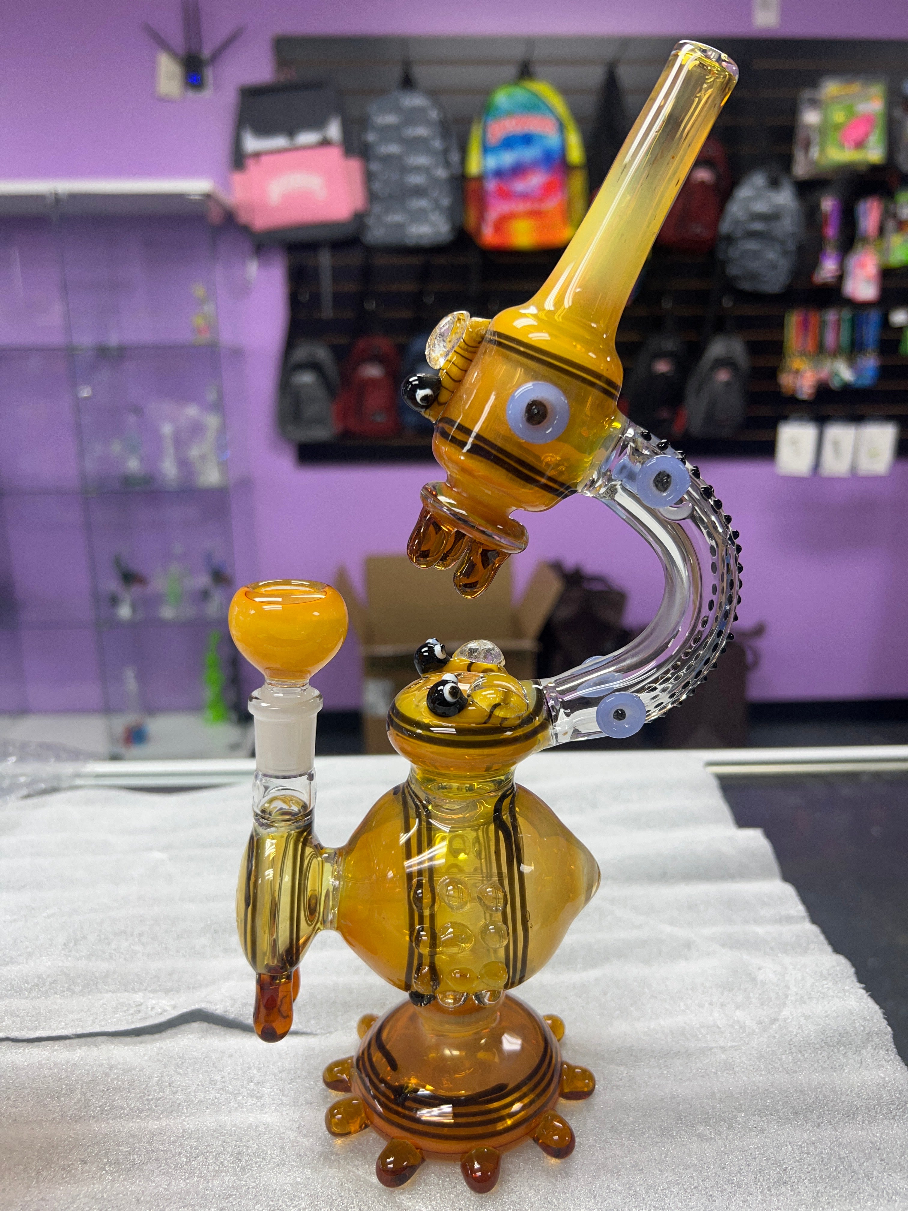 Bumble Bee Glass Bong -11in